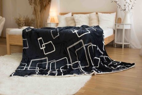 Microflanel blanket with sherpa Squares black and white image 3